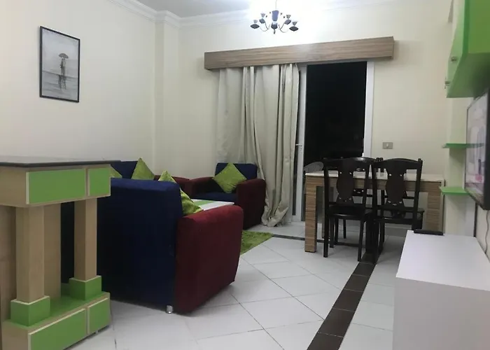 Sunny Lakes , Revira Apartmanhotel *