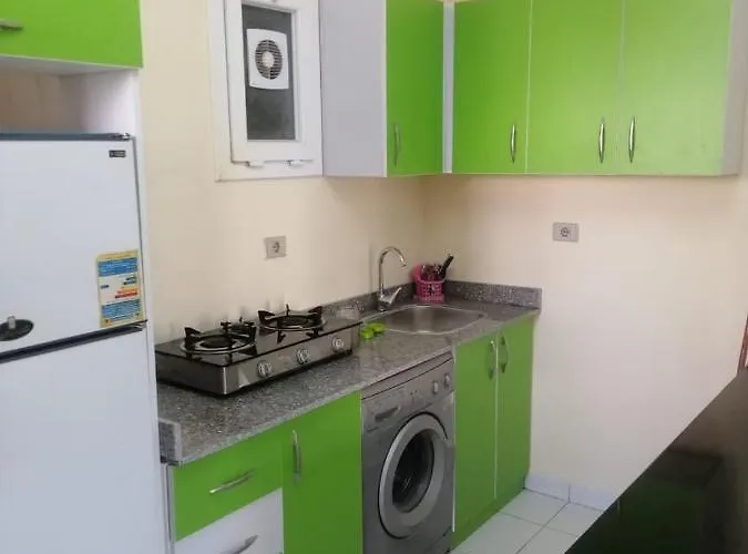 Sunny Lakes , Revira Apartmanhotel *